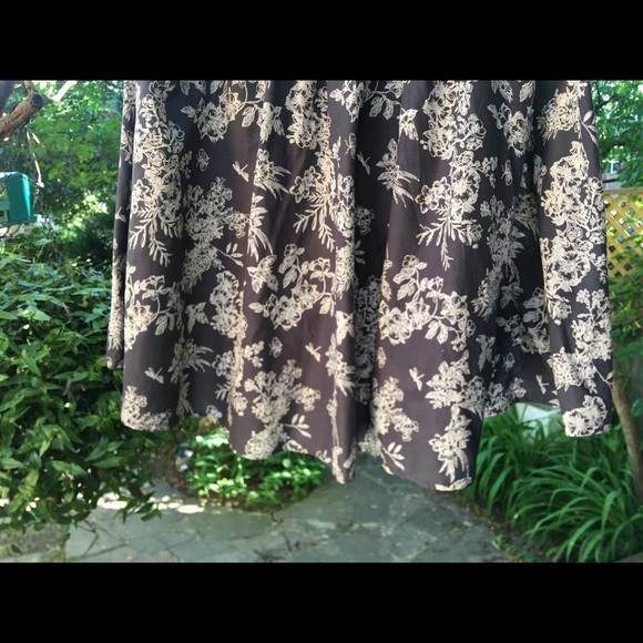 Beautiful full bird patterned  tulip skirt M - Picture 3 of 9